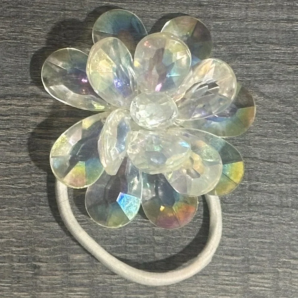 💞 Large Clear Plastic Crystal Flower Hair Band